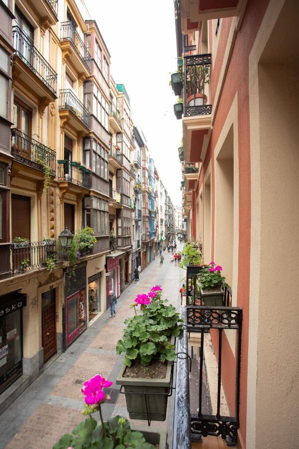 Acogedor Apartamento En El Centro Del Casco Viejo Bilbau Exterior foto